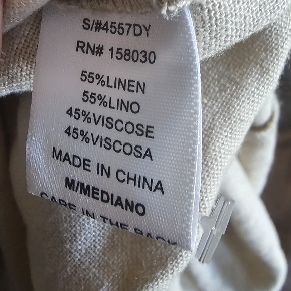 Elegant Cream Button-Down Dress - Picture 6 of 10